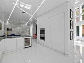 3710 NE 208th Ter, Aventura FL 33180
