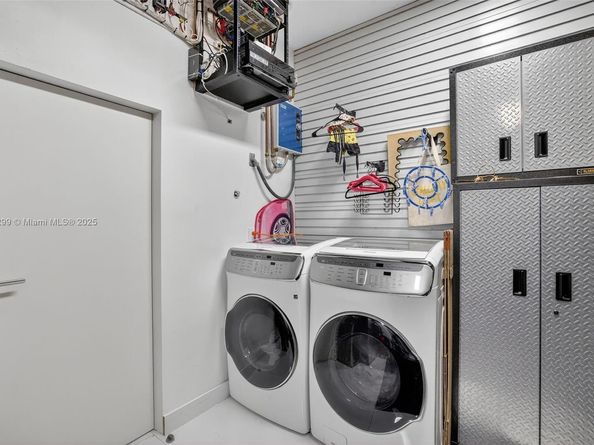 3710 NE 208th Ter, Aventura FL 33180