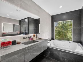 3710 NE 208th Ter, Aventura FL 33180