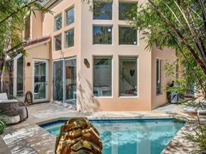 3710 NE 208th Ter, Aventura FL 33180