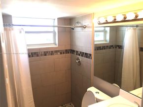 3075 NW 7th St 401, Miami FL 33125