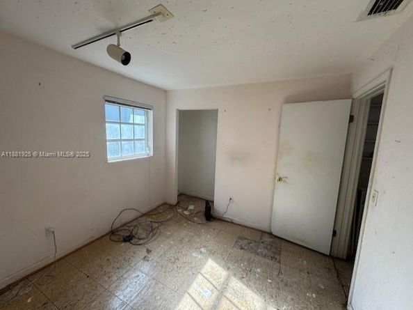 8920 SW 157th St, Palmetto Bay FL 33157