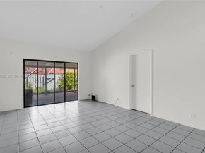 6323 SW 147th Place Cir, Miami FL 33193