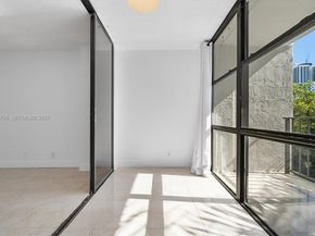 1000 Parkview Dr 316, Hallandale Beach FL 33009