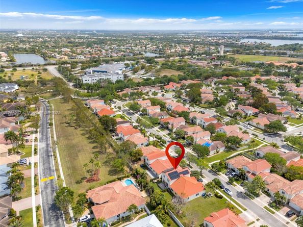 18811 SW 25th Ct, Miramar FL 33029