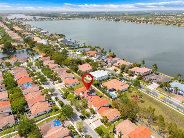 18811 SW 25th Ct, Miramar FL 33029