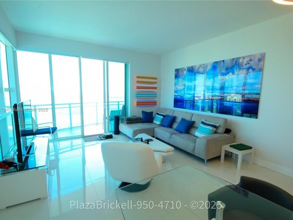 950 Brickell Bay Dr 4710, Miami FL 33131