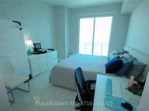 950 Brickell Bay Dr 4710, Miami FL 33131