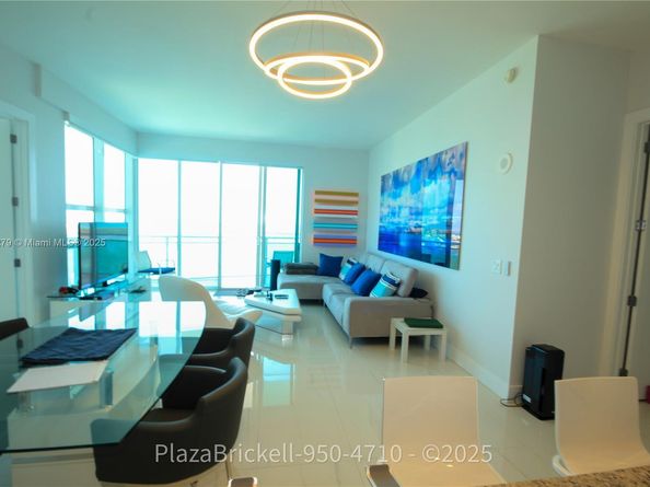 950 Brickell Bay Dr 4710, Miami FL 33131