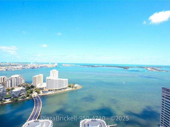 950 Brickell Bay Dr 4710, Miami FL 33131