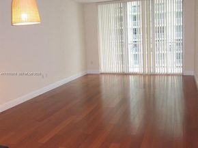 1750 N Bayshore Dr 3005, Miami FL 33132