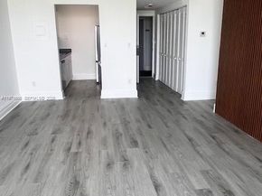2000 NE 135th St 601, North Miami FL 33181
