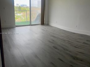 2000 NE 135th St 601, North Miami FL 33181