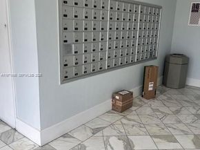 2000 NE 135th St 601, North Miami FL 33181