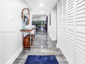 16039 Fairway Ln 113, Weston FL 33326