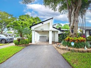 16039 Fairway Ln 113, Weston FL 33326