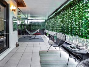 16039 Fairway Ln 113, Weston FL 33326