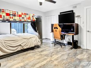 16039 Fairway Ln 113, Weston FL 33326