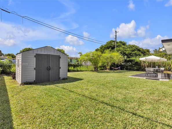 22270 SW 109th Ave, Miami FL 33170