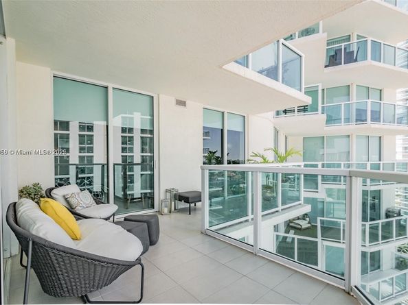 250 Sunny Isles Blvd 31203, Sunny Isles Beach FL 33160