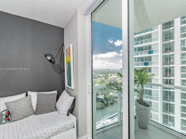 250 Sunny Isles Blvd 31203, Sunny Isles Beach FL 33160