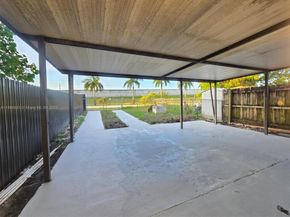 21421 NW 39th Ave, Miami Gardens FL 33055