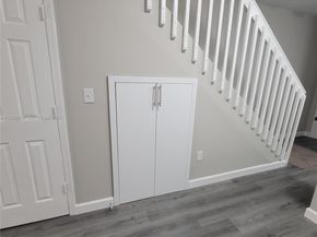 853 SW 2nd St 207, Miami FL 33130