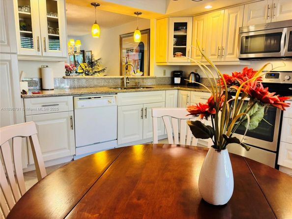 11205 Green Lake Dr 202, Boynton Beach FL 33437