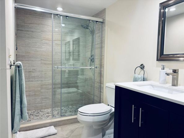 11205 Green Lake Dr 202, Boynton Beach FL 33437