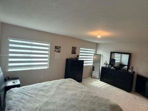 1037 NW 5th St, Florida City FL 33034