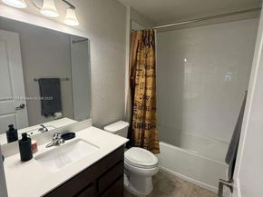 1037 NW 5th St, Florida City FL 33034