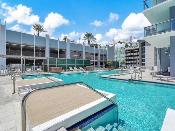 1010 SW 2nd Ave 1010, Miami FL 33130
