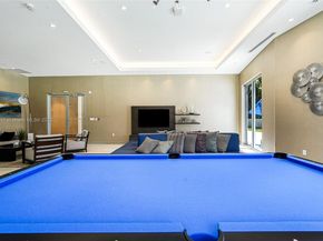 1010 SW 2nd Ave 1010, Miami FL 33130