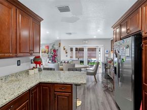 20810 SW 125th Ct Rd, Miami FL 33177