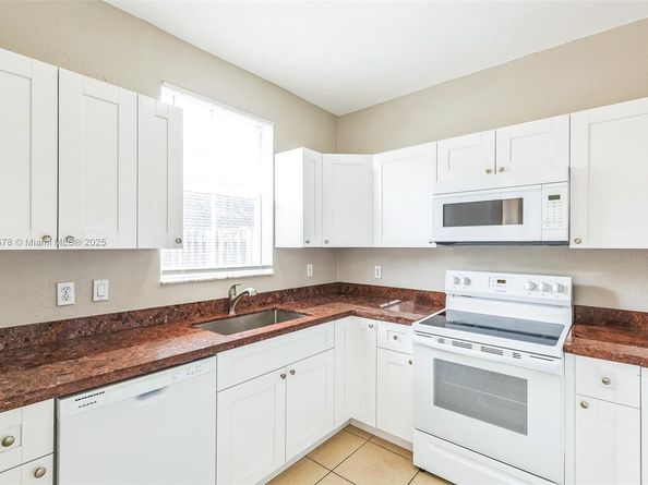 24066 SW 109th Ct, Homestead FL 33032
