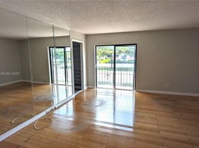 11572 NW 2nd St, Plantation FL 33325