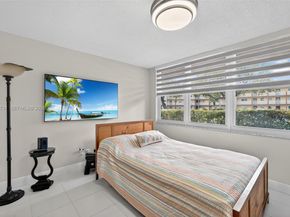 8851 Sunrise Lakes Blvd 116, Sunrise FL 33322