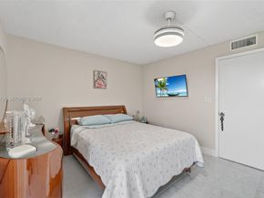 8851 Sunrise Lakes Blvd 116, Sunrise FL 33322