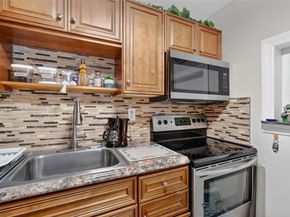 8851 Sunrise Lakes Blvd 116, Sunrise FL 33322