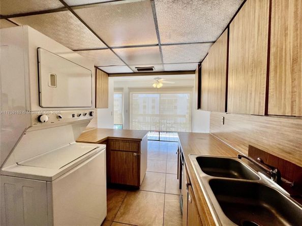 1300 SW 122nd Ave 3102, Miami FL 33184