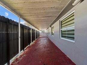 120 W 50th St, Hialeah FL 33012