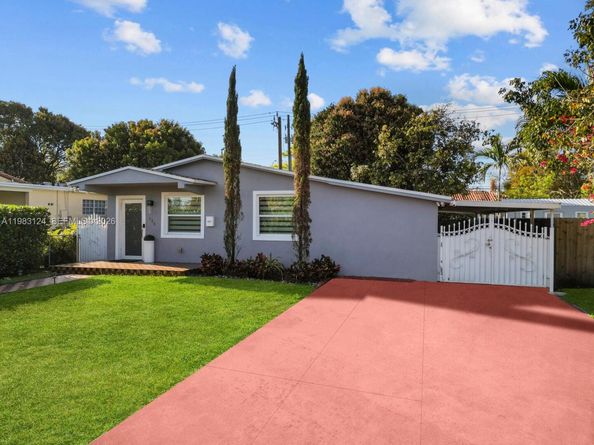 120 W 50th St, Hialeah FL 33012