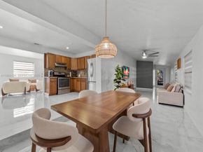 120 W 50th St, Hialeah FL 33012