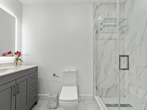 120 W 50th St, Hialeah FL 33012