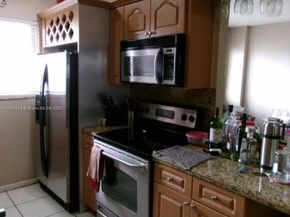 900 SW 84th Ave 207A, Miami FL 33144
