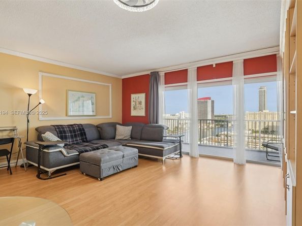 1965 S Ocean Dr 16A, Hallandale Beach FL 33009