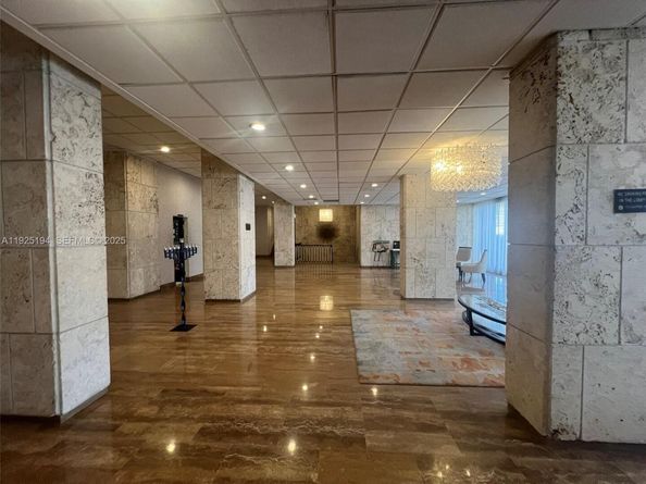 1965 S Ocean Dr 16A, Hallandale Beach FL 33009