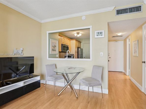 1965 S Ocean Dr 16A, Hallandale Beach FL 33009