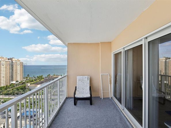 1965 S Ocean Dr 16A, Hallandale Beach FL 33009