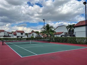 10315 NW 9th St Cir 50214, Miami FL 33172